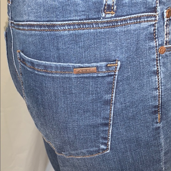 Tahari skinny jeans - Picture 4 of 8